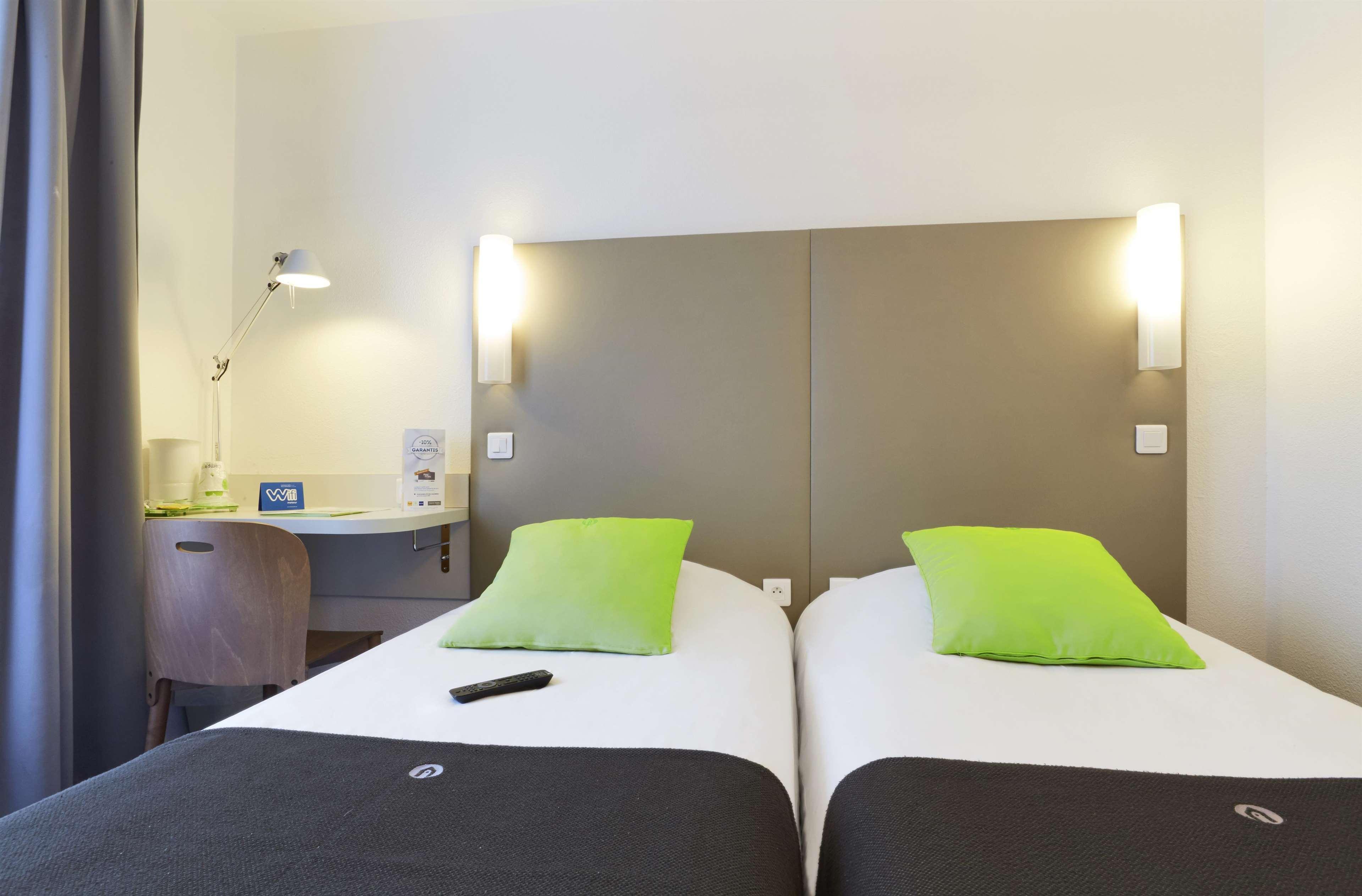 ก็องปานีล นีซ ซองเทรอ อโครโปลิส Hotel ภายนอก รูปภาพ