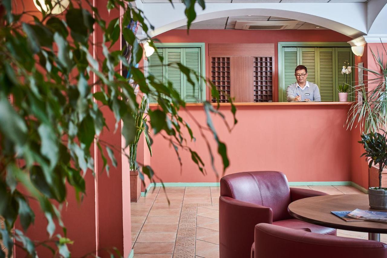 ก็องปานีล นีซ ซองเทรอ อโครโปลิส Hotel ภายนอก รูปภาพ